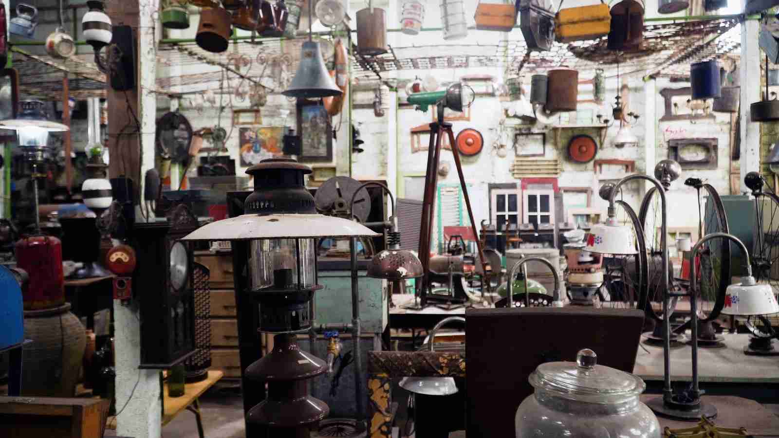 Best Antique Shops in Hamilton